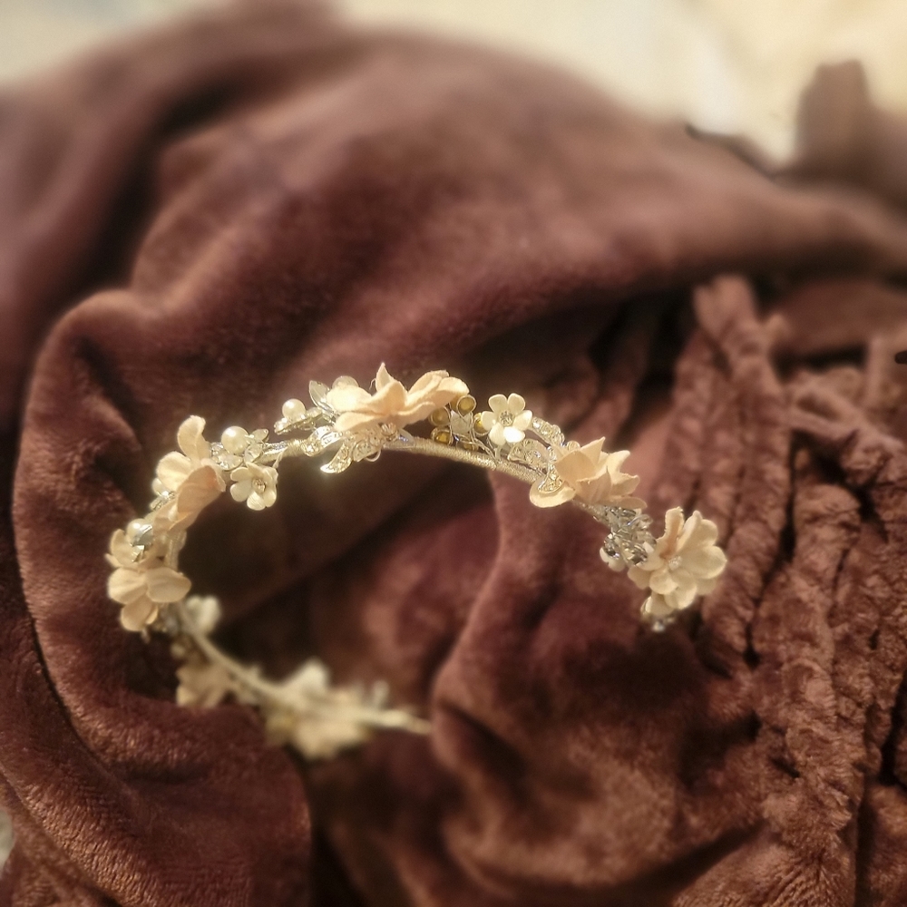 Wedding accessories - Picture 2 of 12